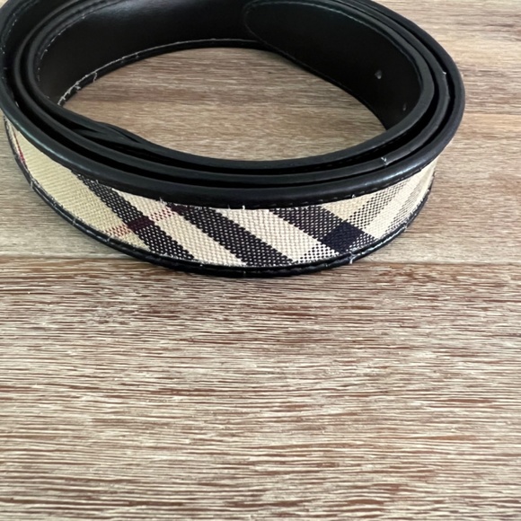 Unisex Burberry belt - Picture 3 of 4